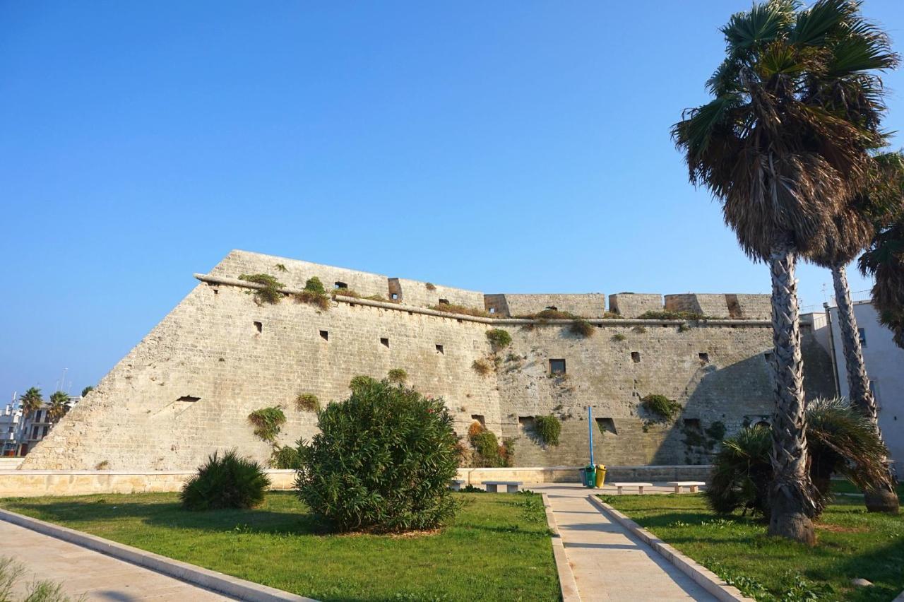 Holithªy Molª Bed and Breakfast Mola di Bari Buitenkant foto