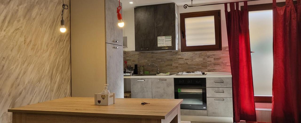 Holithªy Molª Bed and Breakfast Mola di Bari Buitenkant foto