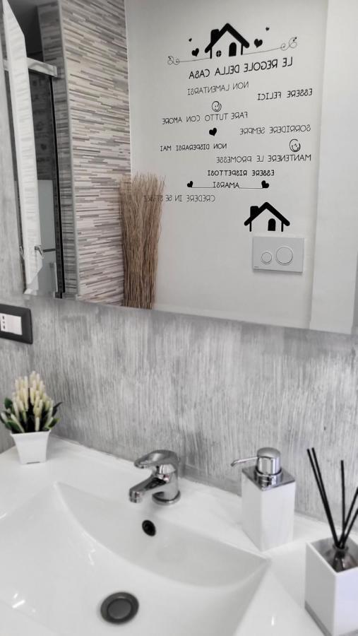 Holithªy Molª Bed and Breakfast Mola di Bari Buitenkant foto